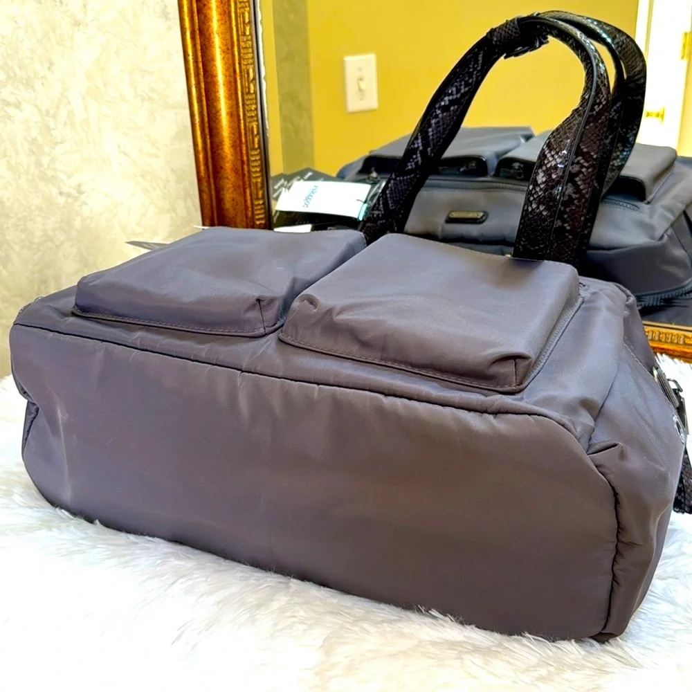 New Baggallini Fifth Avenue Weekender Bag. Gray w/snakeskin look handles & trim